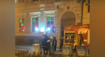 Ноу-хау властей обернулось ЧП в центре Одессы, видео: съехались спасатели