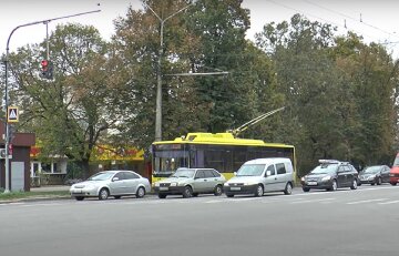 Ограничение движения транспорта в Днепре