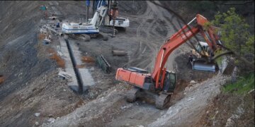 Скриншот видео: российские оккупанті уничтожают природу Гурзуфа