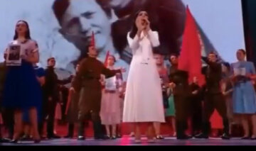 "Це якась ганьба": в мережі безжально висміяли конфуз на російському концерті до 9 травня
