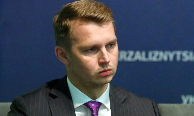 «Укрзалізницю» віддали «смотрящим» соросят: що відомо про нового в.о. голови компанії Івана Юрика