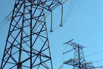 Графік відключення світла з 10 по 11 листопада в Чернігівській області: