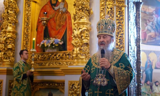 Верующие УПЦ празднуют день памяти преподобного Феодосия Печерского в Киево-Печерской лавре