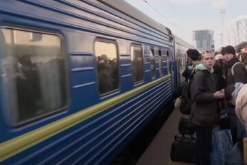 поезд, вокзал, Укрзализныця