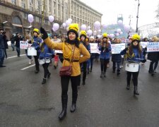 Трюдо лучше Гройсмана: толпа разгневанных украинок в центре Киева выдвинула требования