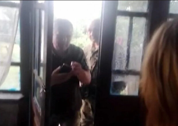 мобилизация, мобилизация в Украине, представители ТЦК ворвались в дом