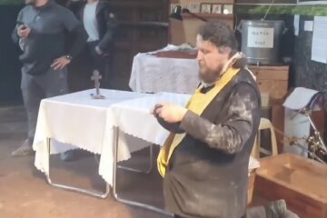 священик УПЦ МП, УПЦ МП, Спасо-Преображенський собор, конфлікт