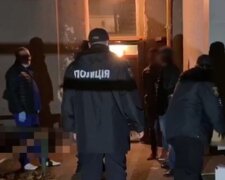 Под Одессой полиция обнаружила женщину, которая исчезла накануне, кадры: "прямо на автобусной остановке"