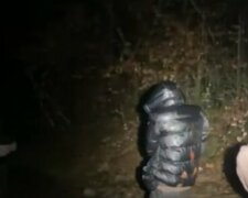 Опасный хищник пробрался в Молдову из Украины, видео: "рыбаки увидели гуляющего по лесу...