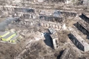 Оккупанты теряют боевой дух: в британской разведке обнародовали главную цель врага в Мариуполе