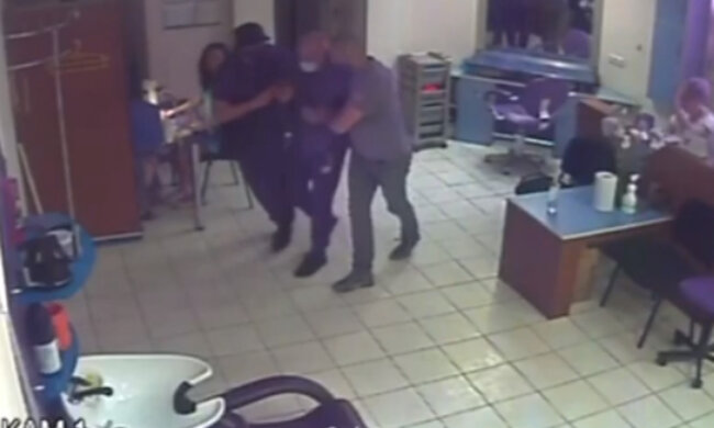 Спецслужбы РФ похитили украинца в Киеве средь бела дня, поднята тревога: фото и подробности