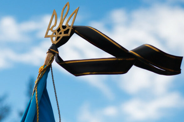 Pohoron-Sergiy-Hivrich_8199-890×395-e1518456745822