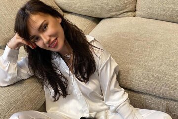 Экс-солистка "Серебро" тайно вышла замуж в прозрачном платье: жаркие фото невесты и кем оказался муж