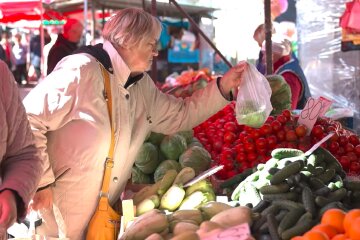 Дефицит продуктов в Киеве