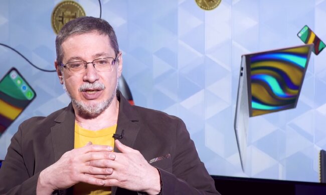 Будувати державу – це все одно, що будувати будинок: Пекар пояснив логіку розвитку