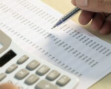 Грошова допомога для пенсіонерів у Дніпропетровській області