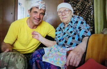 "Як новенькі будете": 90-річна бабуся врятувала двох поранених бійців ЗСУ, ризикуючи життям
