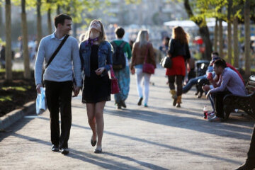 Три знака Зодиака разбогатеют к началу лета: кто оказался среди счастливчиков