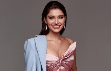 Українцям показали вбрання, в якому Ястремська представить країну на конкурсі "Міс Всесвіт": перші кадри