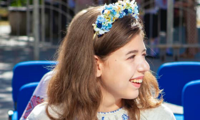 Юной украинке срочно нужна сложная операция, родные молят о помощи: «Выход один…»