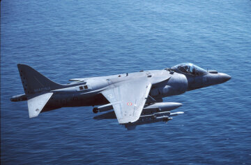 истребитель США Harrier AV8