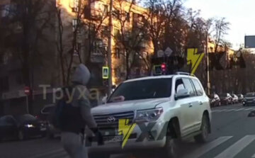 Водитель сбил детей на "зебре" в Харькове: всплыли первые подробности о лихаче и состоянии пострадавших