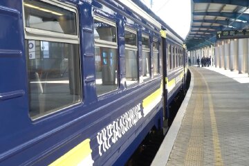 Новый график движения поездов в Днепропетровской области