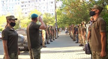 Украинские военные провели в первый класс сына павшего Героя, кадры: "До слез, он никогда не забудет..."