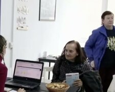 Гуманитарная помощь для пенсионеров в Днепропетровской области