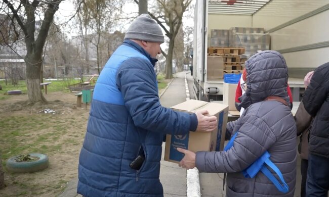 Гуманітарна допомога для ВПО та пенсіонерів в Одесі