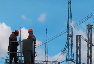 Графики отключения света в Полтавской области на 22 января