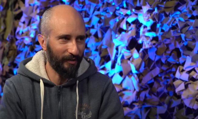 «Українське ноухау»: Віталій Чорний розповів про кочівні стволи і мандрівні гармати на фронті