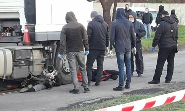 Под Одессой переехали людей: подробности и кадры ДТП