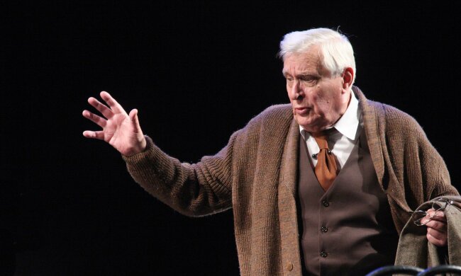 Олег Басилашвили