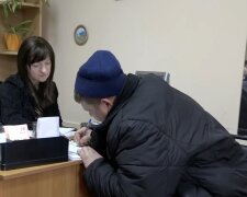 Грошова допомога для ВПО та пенсіонерів у Дніпрі