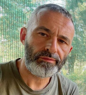 Кожемяко через БФ "Хартія" отримує надприбутки на непрозорих закупівлях за завищеними цінами, - ЗМІ