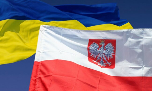 Перемога: як польська влада підтримала українців