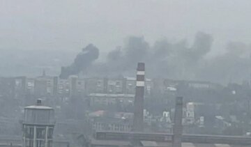 Нова порція "бавовни" в окупованому Донецьку, спалахнула пожежа: кадри з місця