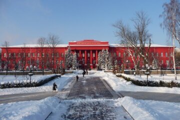 КНУ Шевченко, Шевченко, КНУ
