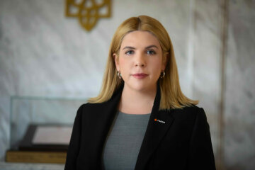 Україна потребує грошей на захист, а не на піар-проекти президента – нардеп про «економічний паспорт»