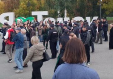 Массовые протесты начались в россии против мобилизации, ОМОН  задерживает людей: кадры происходящего