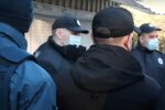 Избили студентку и запшикали газом мужчину: серия нападений произошла на улицах Одессы