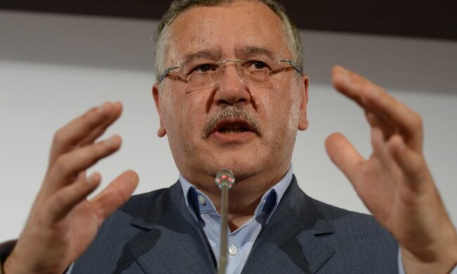 Анатолий Гриценко