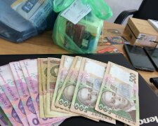 Все деньги украинцев возьмут на учет: что надо знать