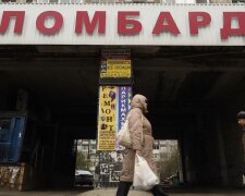 Влада відкрила зубожілим на карантині українцям ломбарди: Несіть останнє