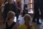 "Спонсорувати свиней не збираюся": в українській школі спалахнув скандал через батьківські внески