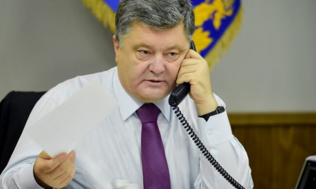Росія почала хитру гру: стали відомі деталі дзвінка Порошенка Путіну