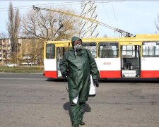 Экстренные меры из-за коронавируса приняли в Одессе, началась массовая дезинфекция: фото