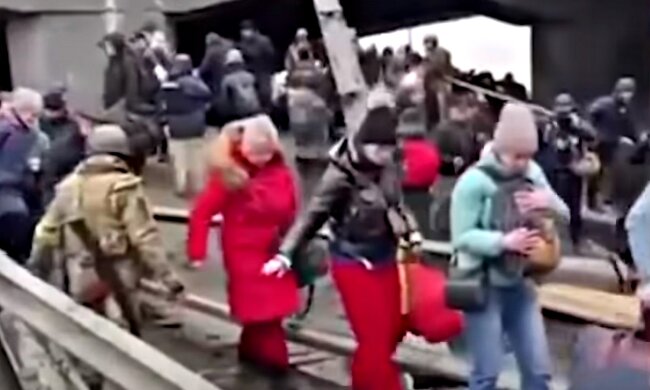 Евакуація, діти, дорослі