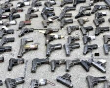 Київські депутати закликали дозволити вільне носіння зброї